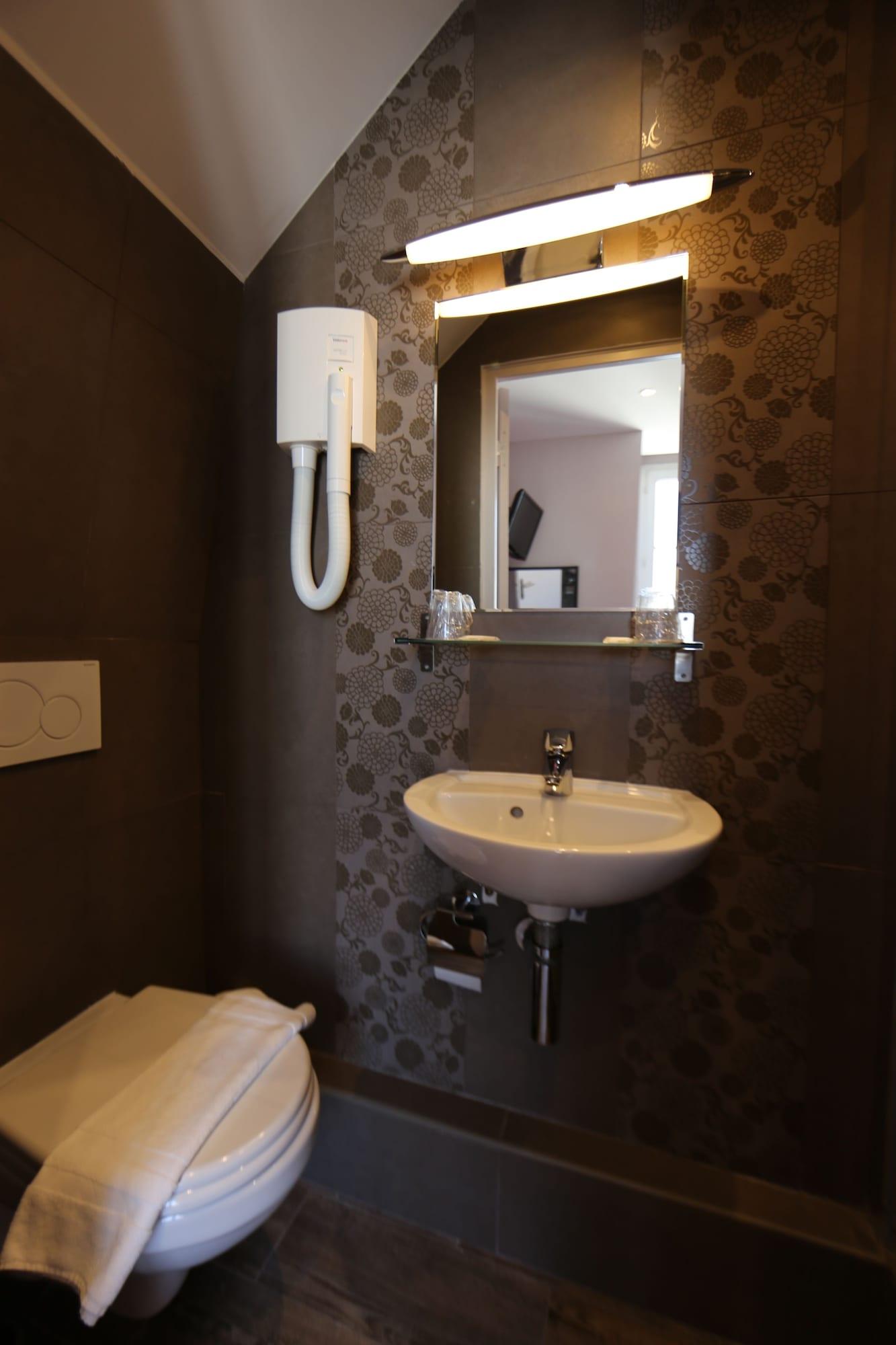 Hotel Le Daum Paris Exterior photo